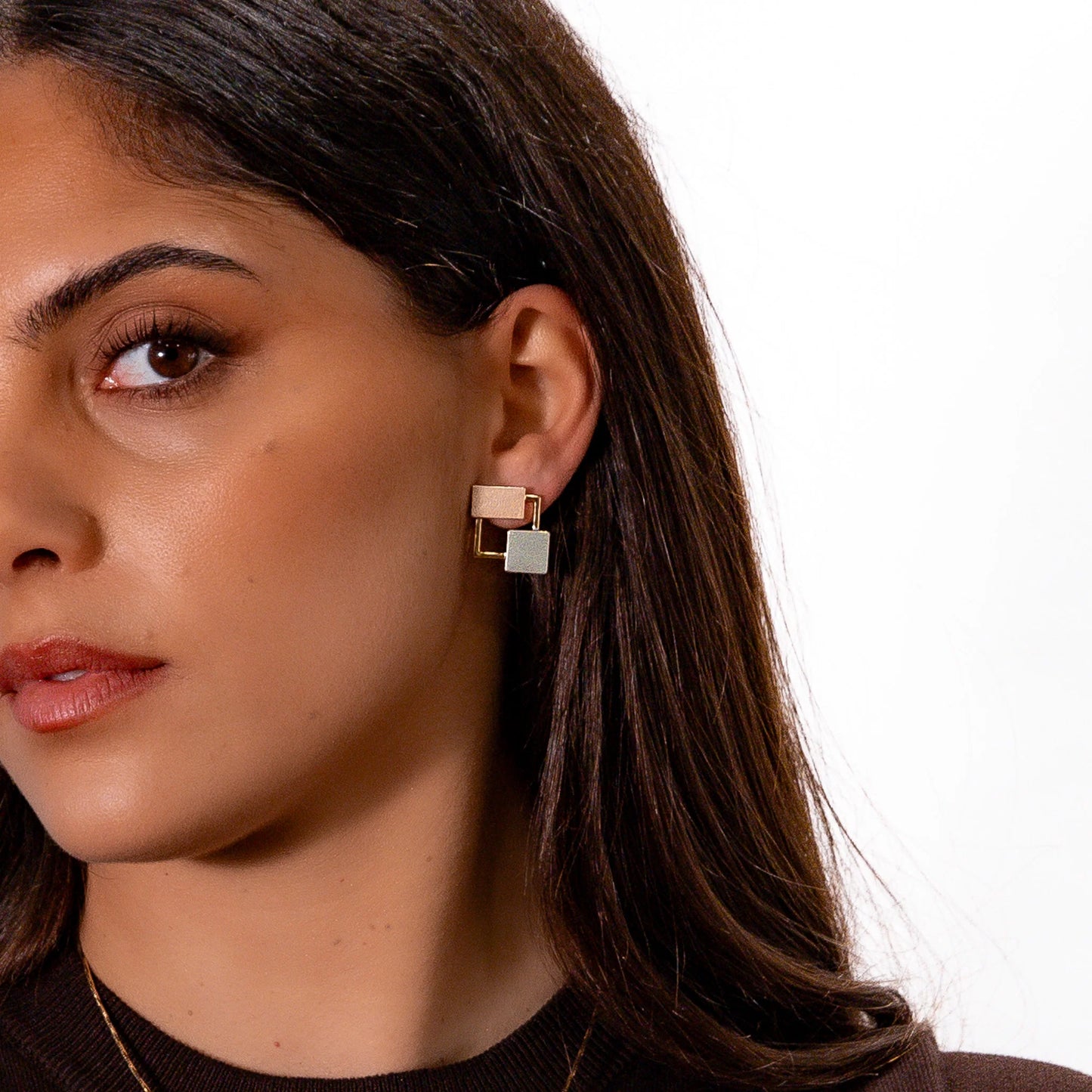 cercei zama cu finisaj galvanic auriu sau rodiu