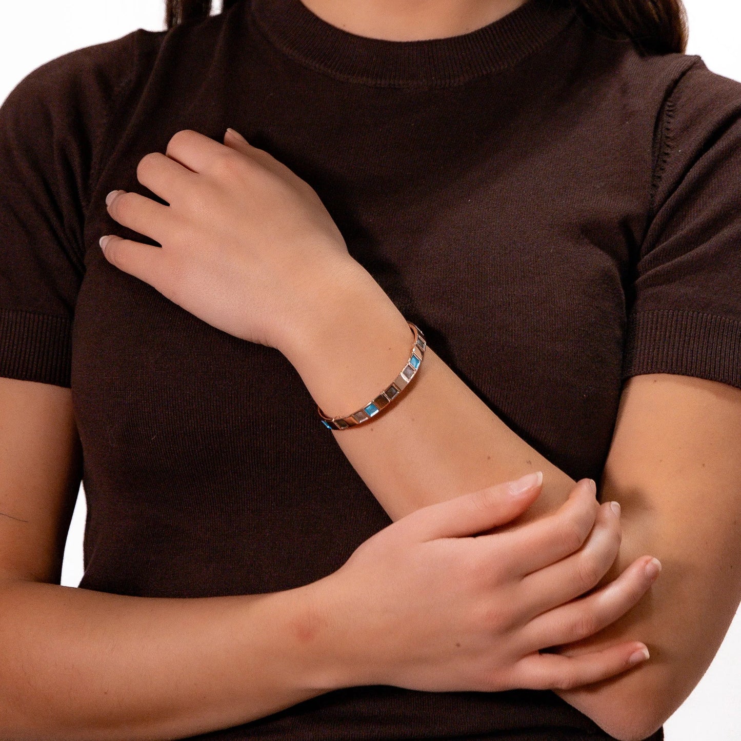 Brățară pătrată pictata manual