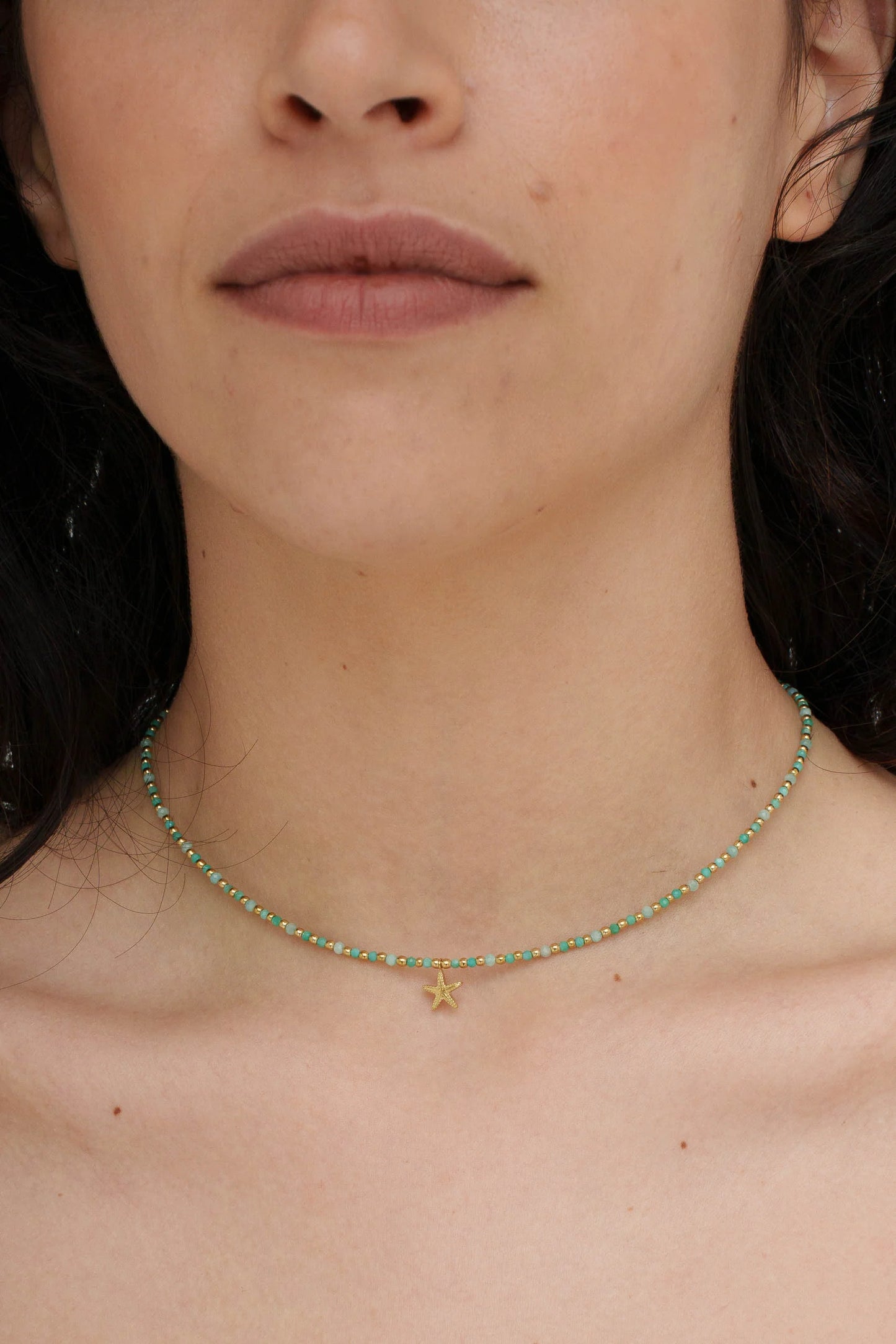Choker cu pietre și stele de mare