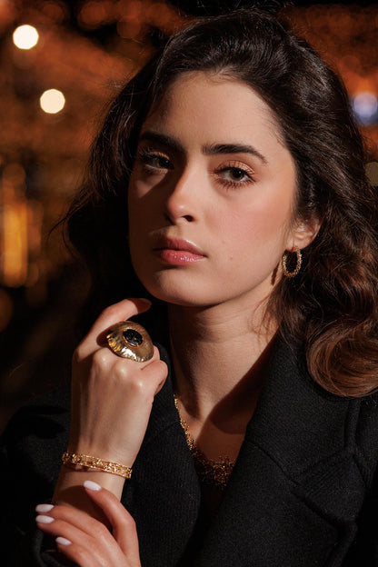 Cercei cerc stilizati.