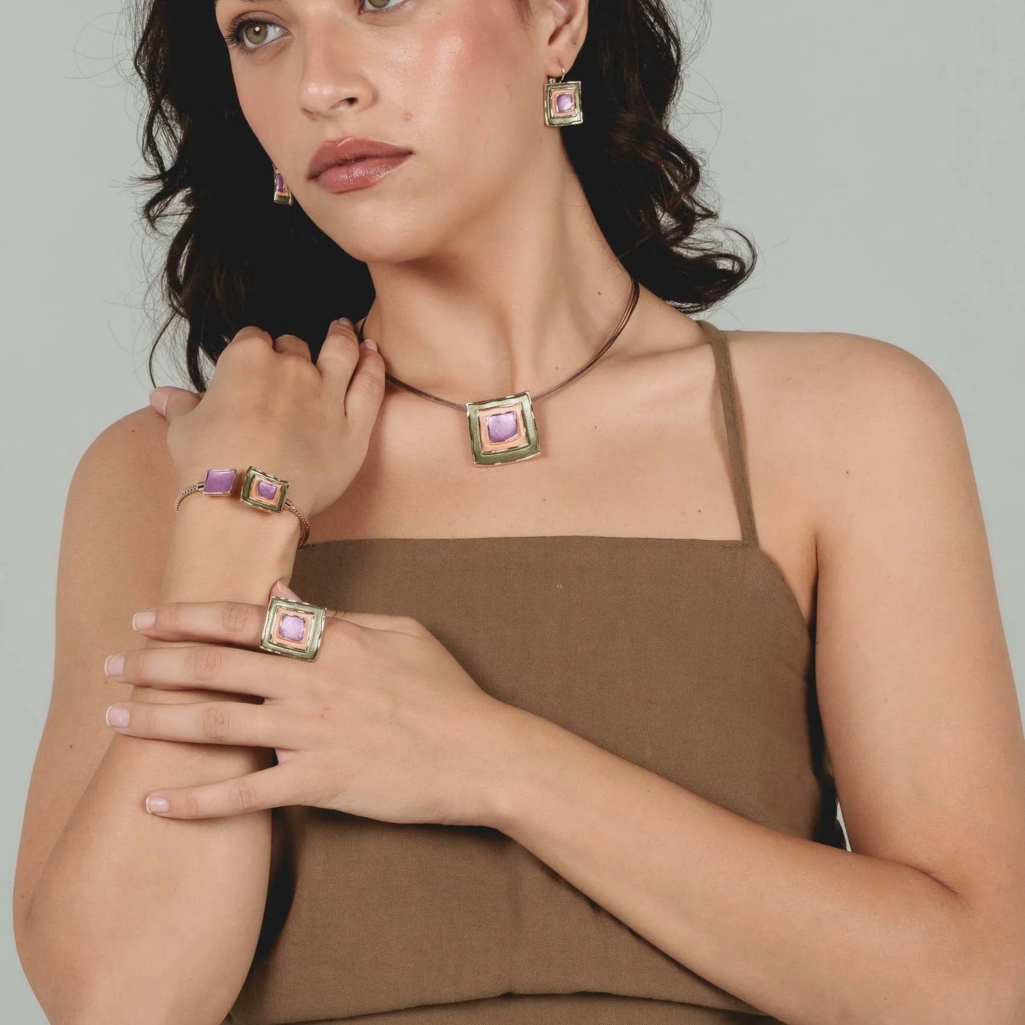 Inel cu trei pătrate