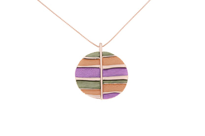 Colier lung cu mai multe benzi