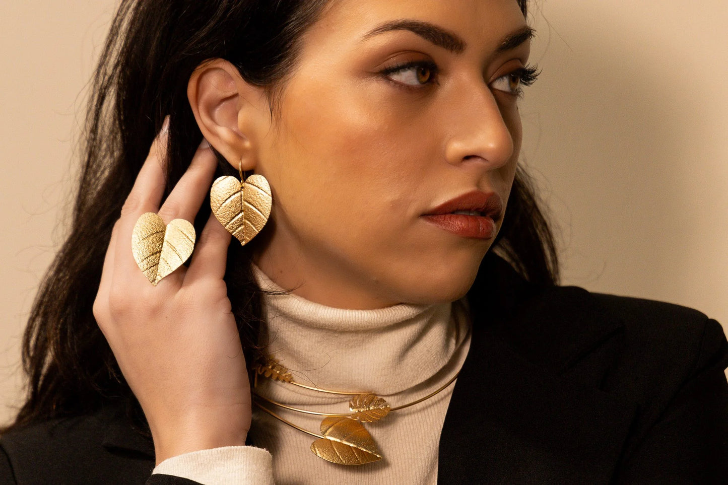 Cercei cu frunze și inimă